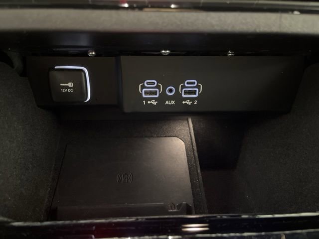 Used 2024 Jeep Wagoneer Series II w/ Flexible Seating Group image 25