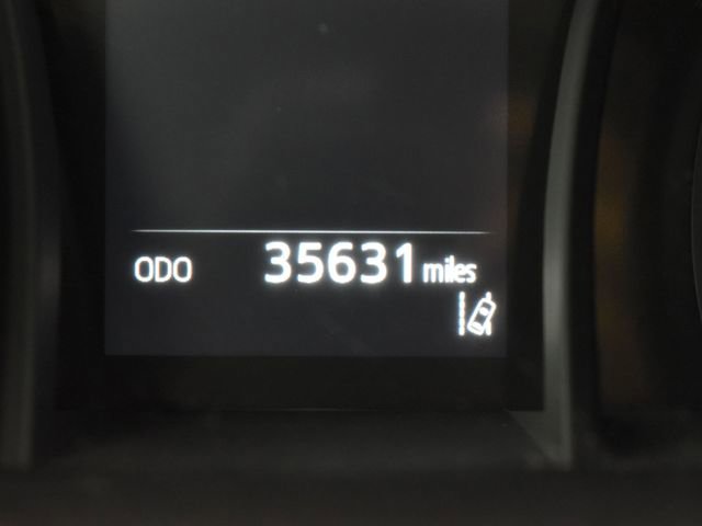 Used 2022 Toyota Camry LE image 14