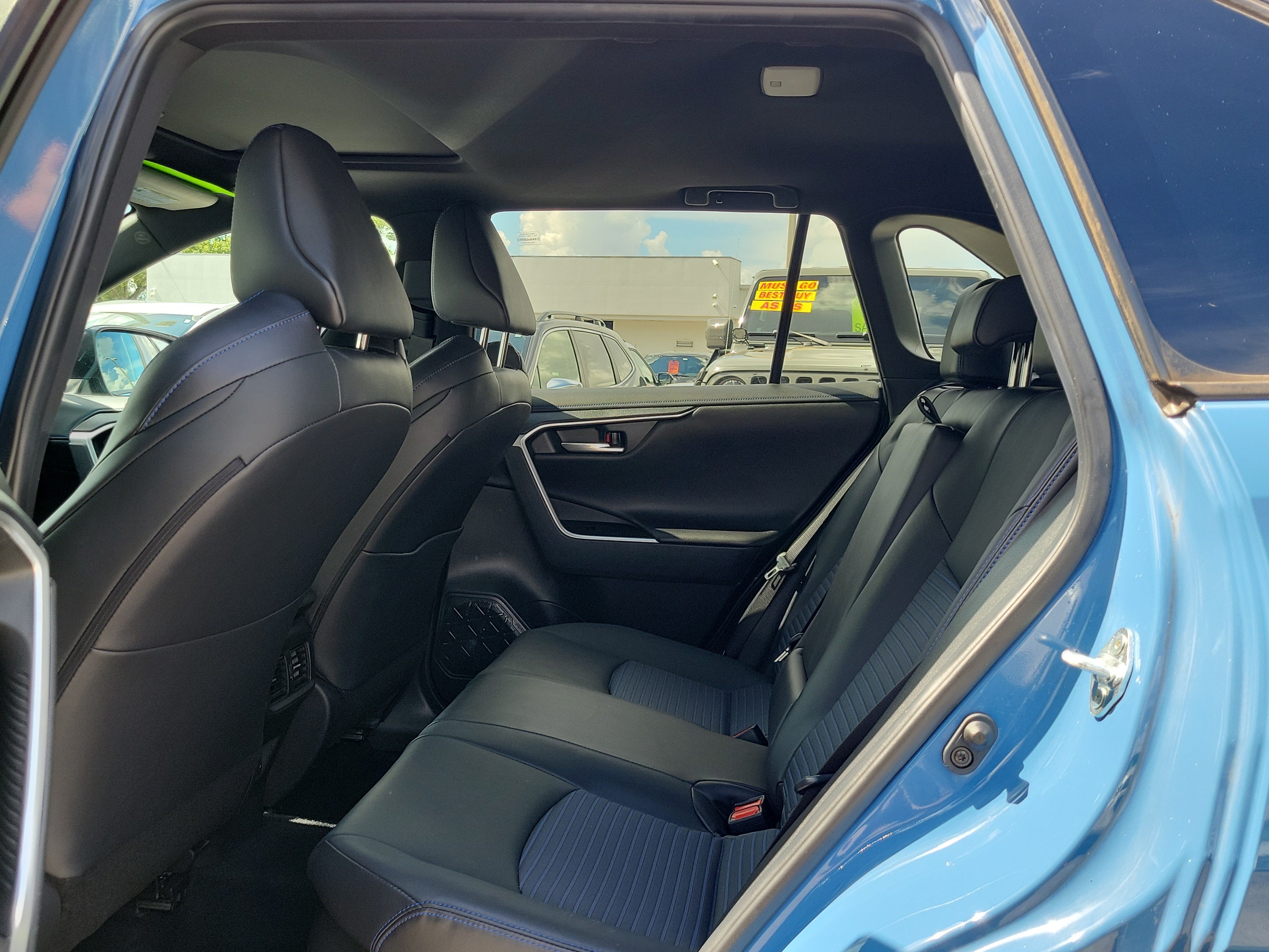 Used 2024 Toyota RAV4 XSE AWD/4WD image 13