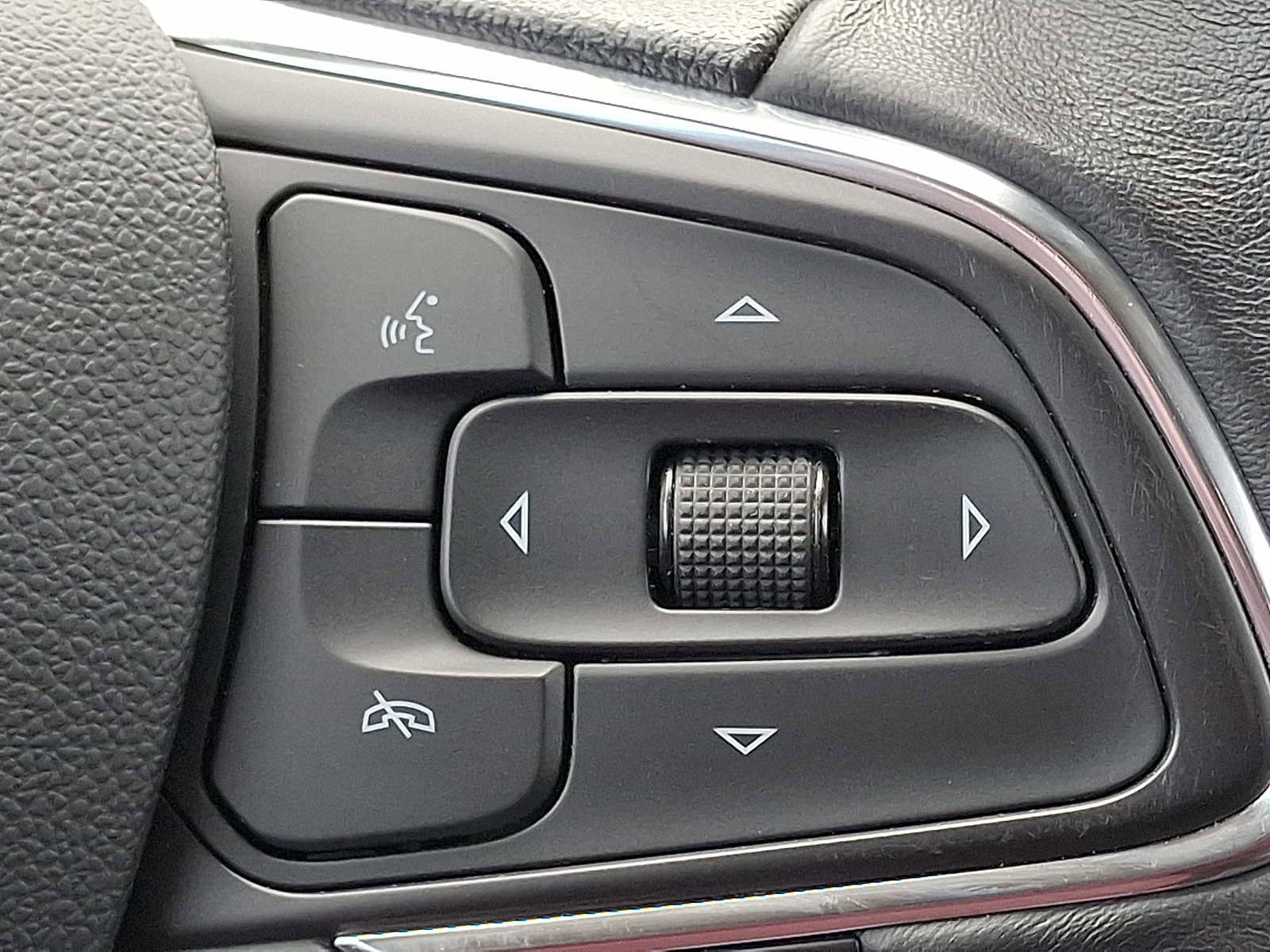 Used 2023 Buick Encore GX Select w/ Sport Touring Package image 24