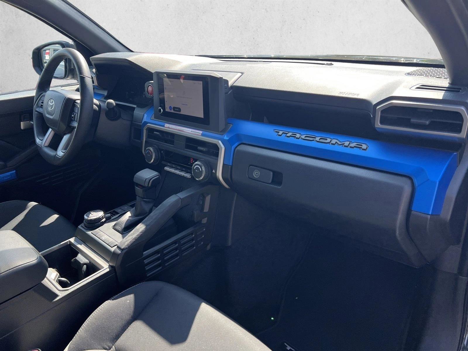 Used 2025 Toyota Tacoma TRD Off-Road AWD/4WD image 23