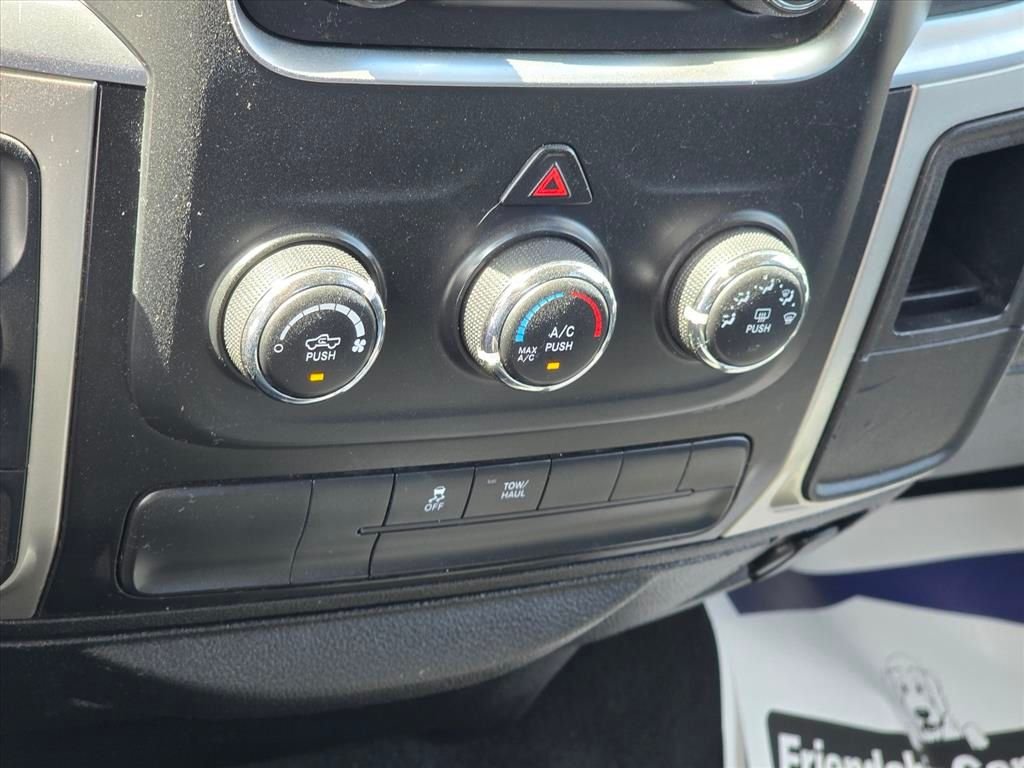 Used 2020 RAM 1500 Classic SLT RWD image 17