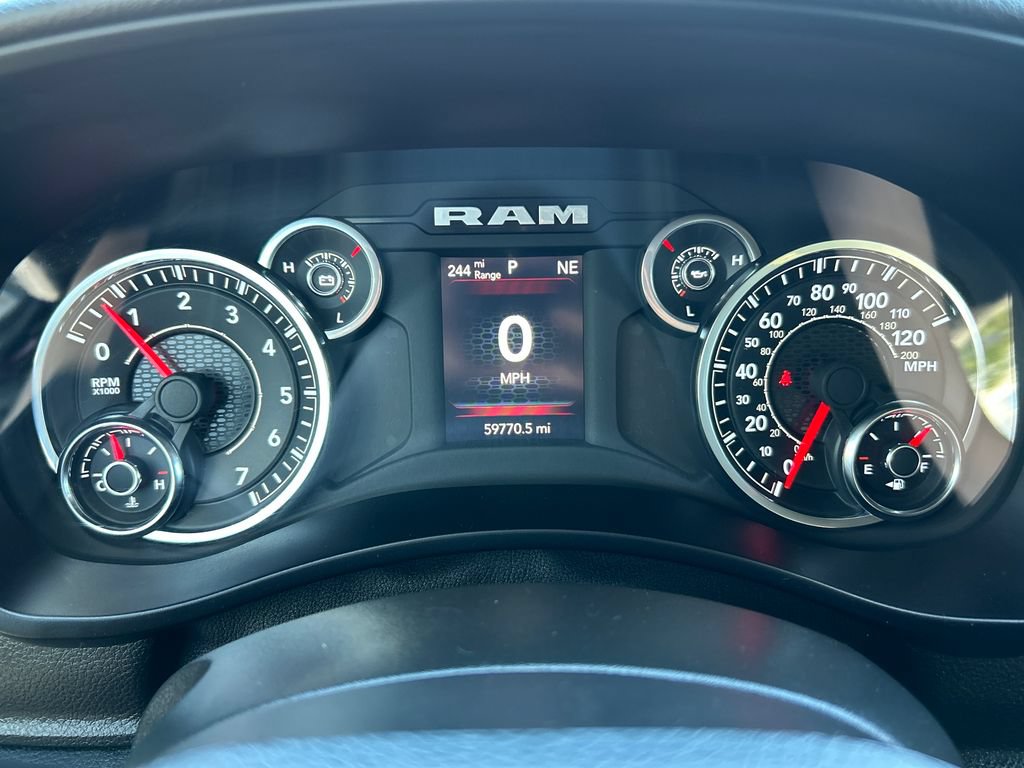 Used 2024 RAM 2500 Big Horn w/ Night Edition AWD/4WD image 7