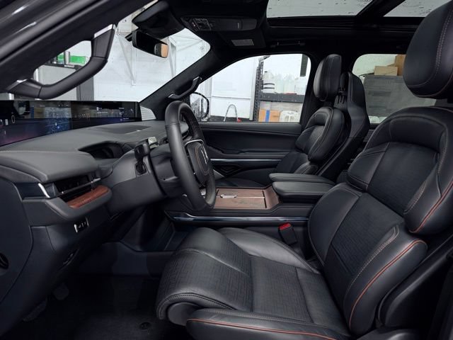 New 2026 Lincoln Navigator Black Label AWD/4WD image 22