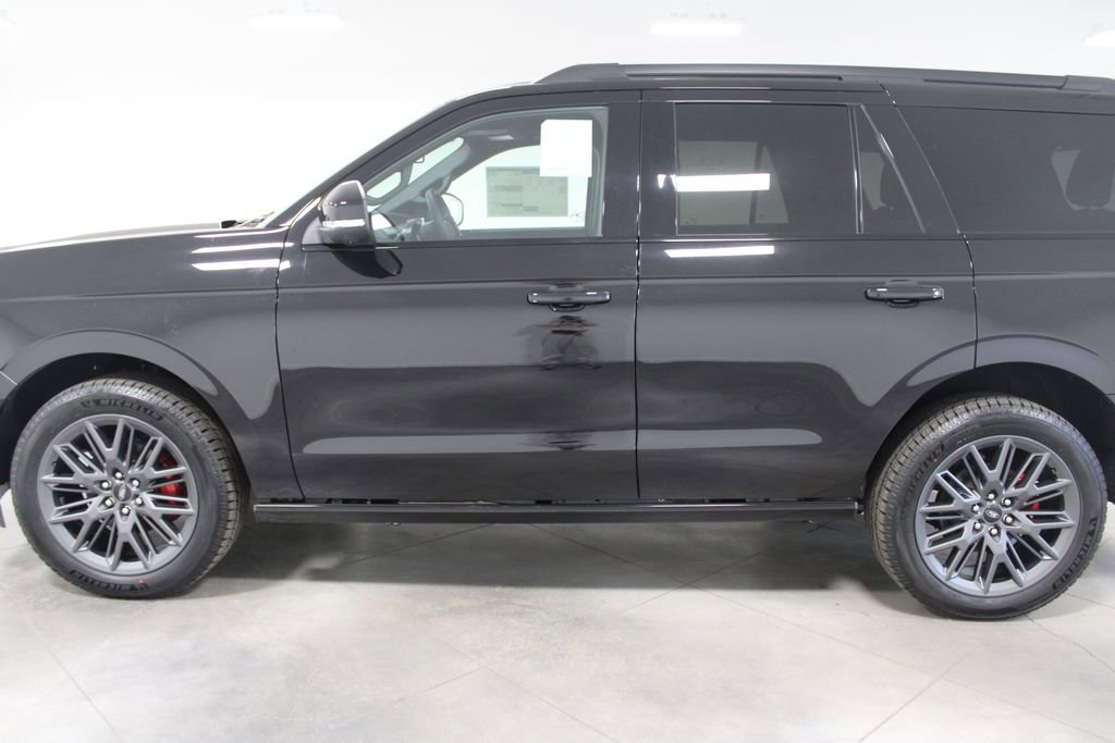 New 2025 Ford Expedition Platinum w/ Stealth Performance Package image 5