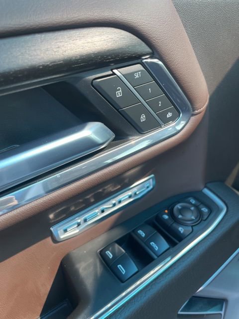 Used 2024 GMC Sierra 1500 Denali AWD/4WD image 13