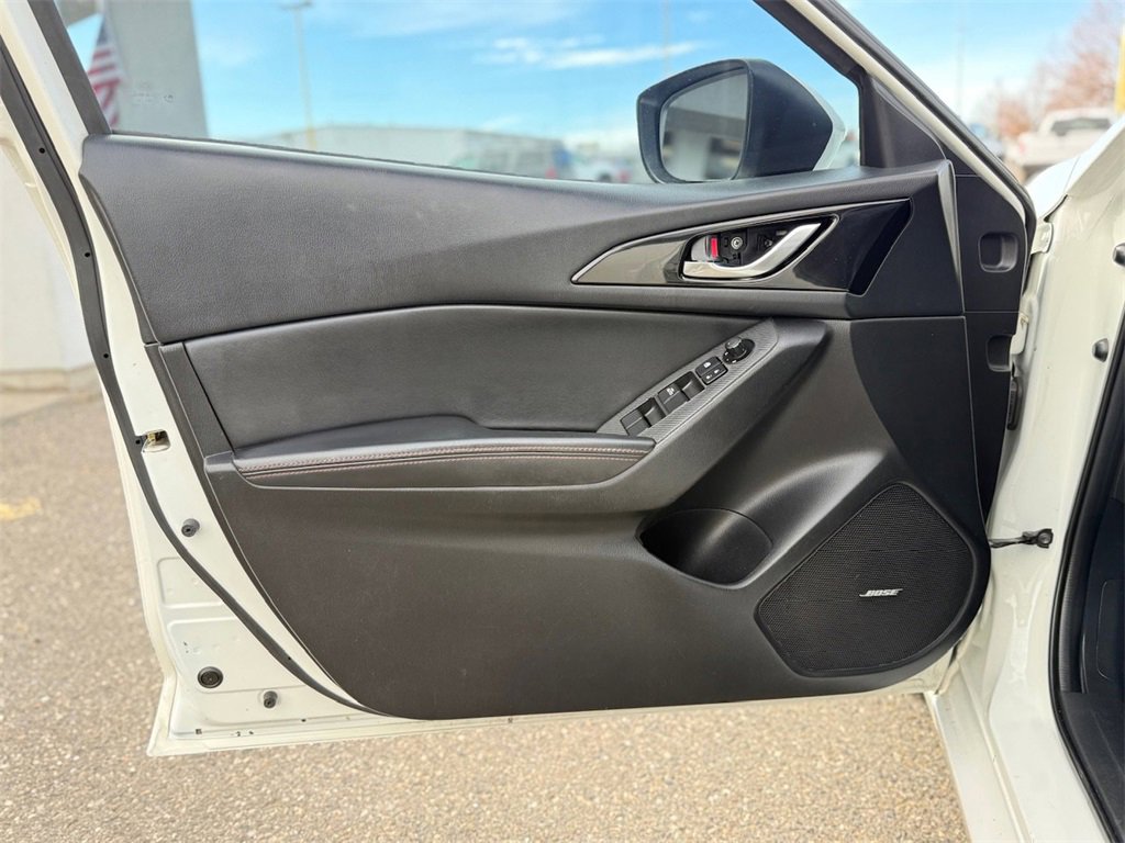 Used 2015 MAZDA MAZDA3 s Grand Touring image 10