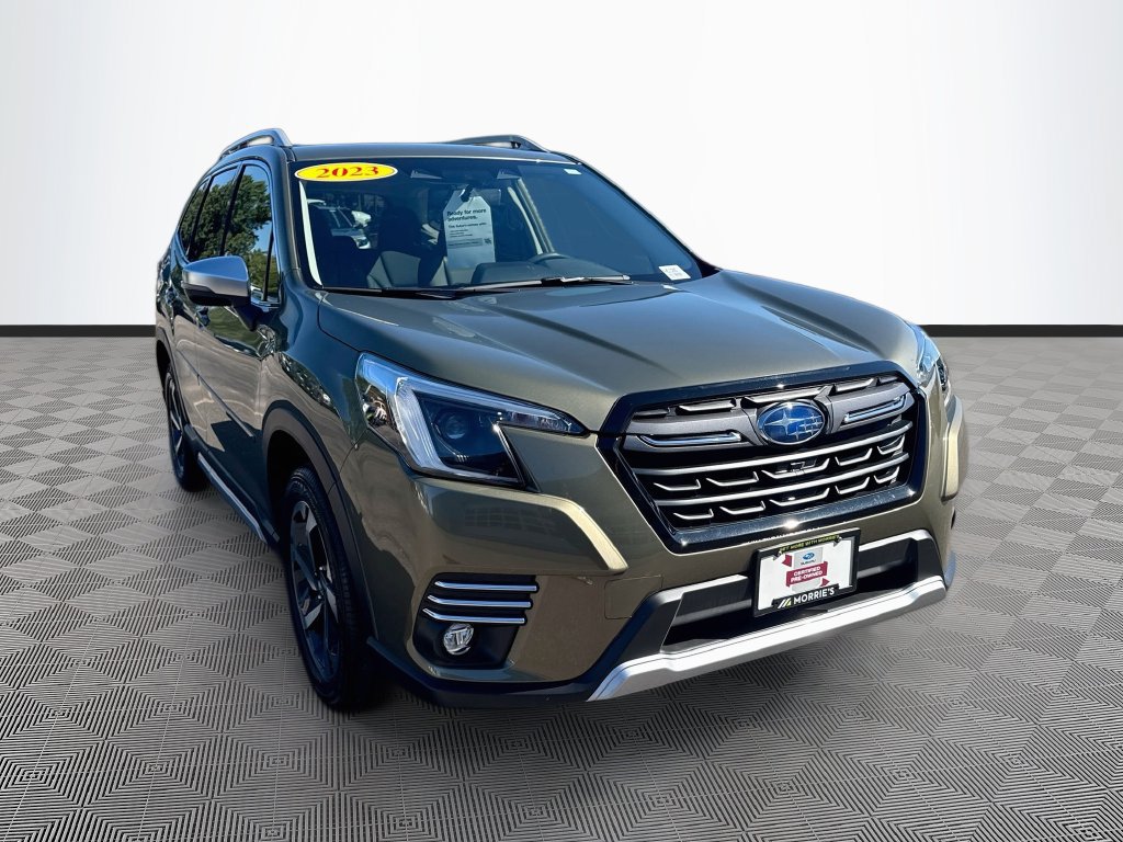 Certified 2023 Subaru Forester Touring AWD/4WD image 3
