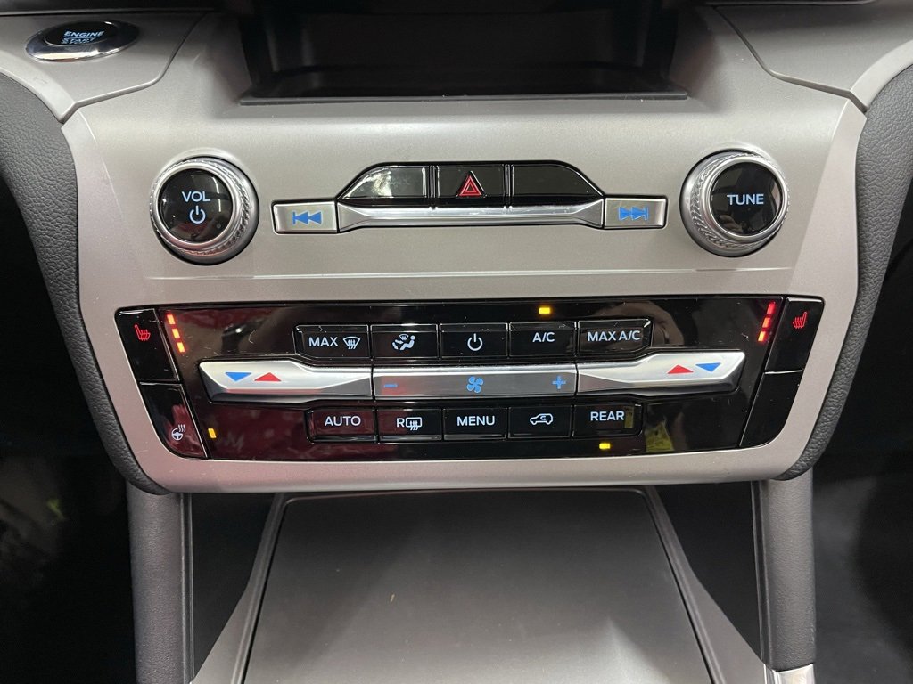Used 2023 Ford Explorer XLT w/ Equipment Group 202A image 32