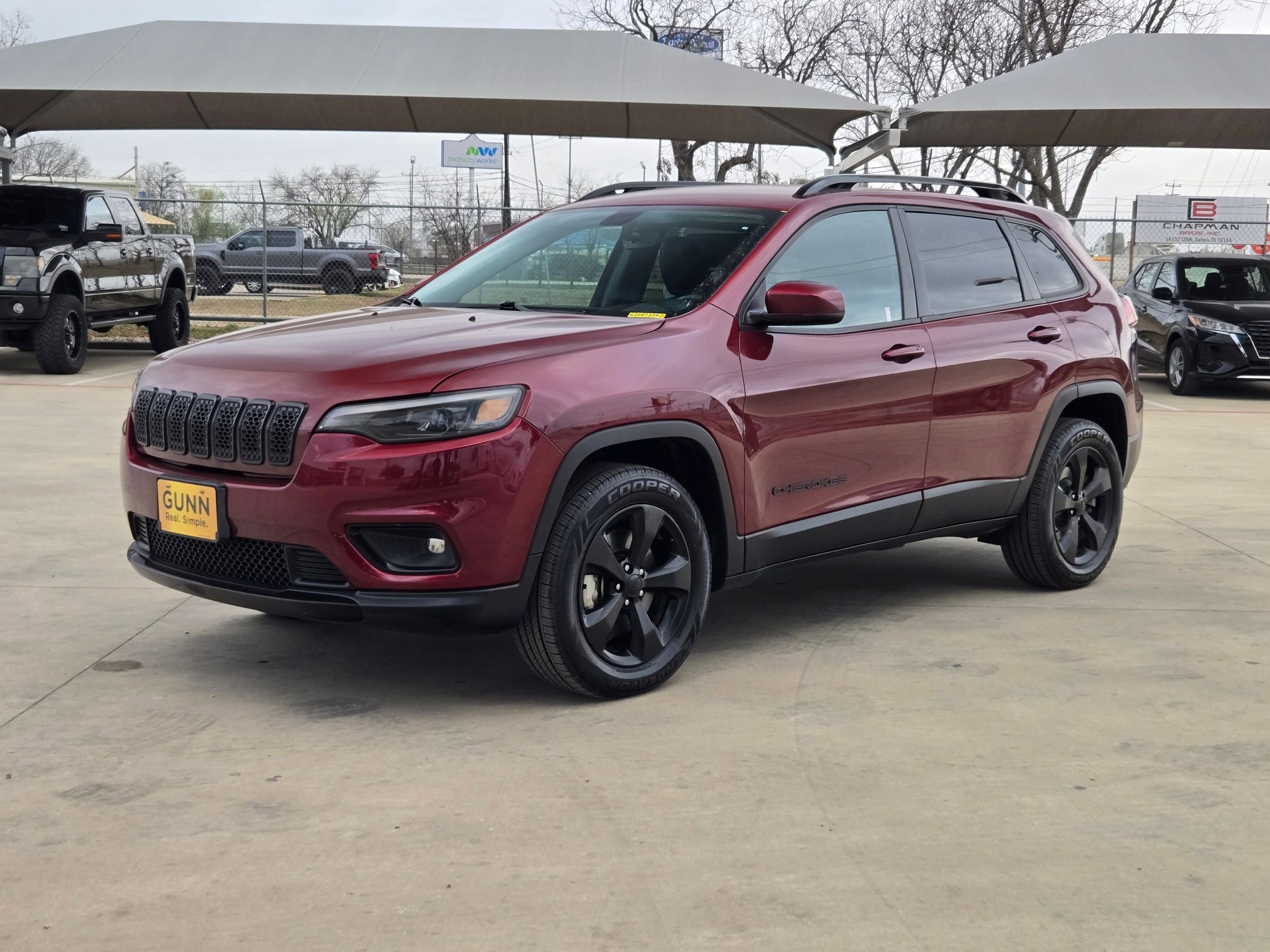 Used 2020 Jeep Cherokee Latitude Plus image 7