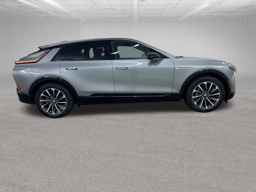 New 2026 Cadillac Lyriq Sport AWD/4WD image 12