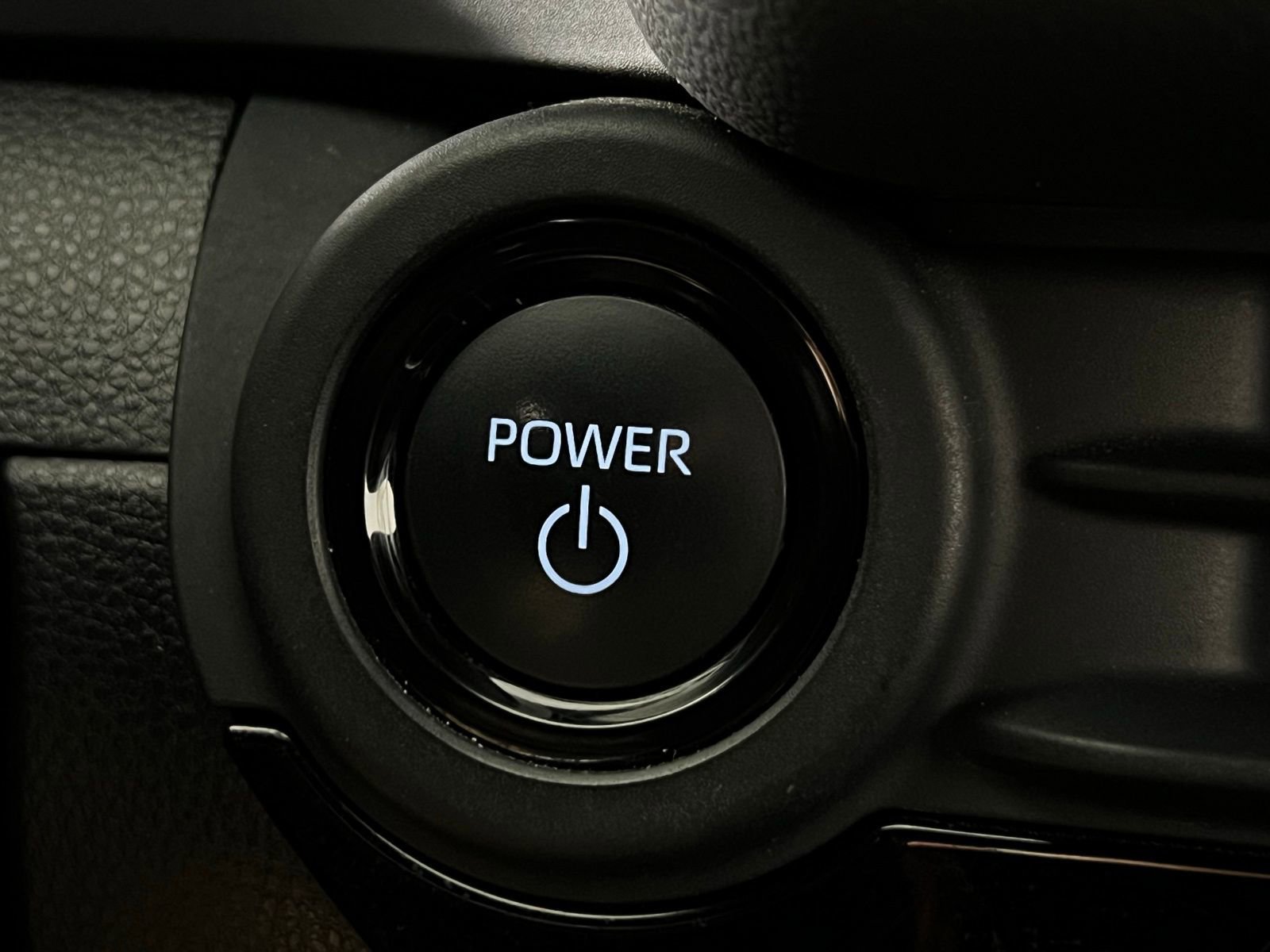 Used 2024 Toyota Crown XLE image 21