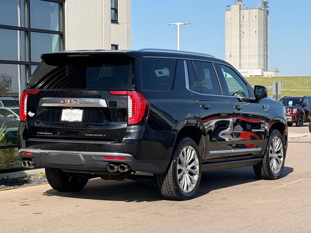 Used 2023 GMC Yukon Denali AWD/4WD image 5
