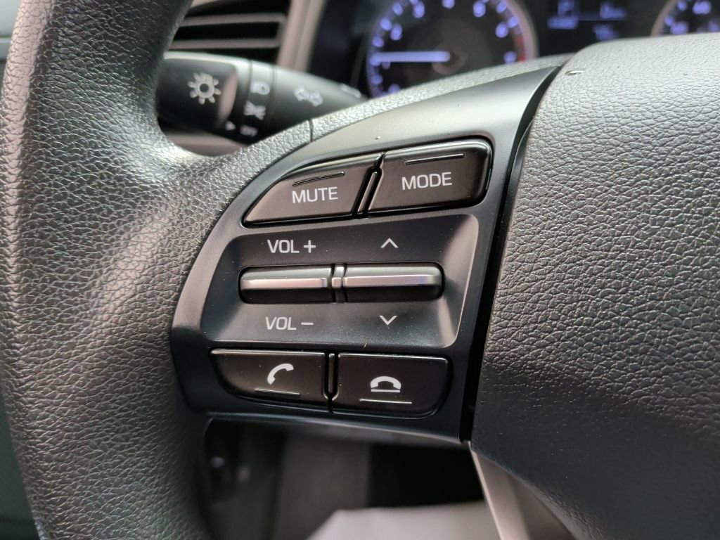 Used 2019 Hyundai Elantra SE w/ Cargo Package image 18