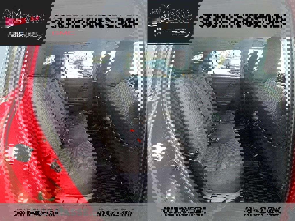 Used 2020 Toyota Highlander LE image 14