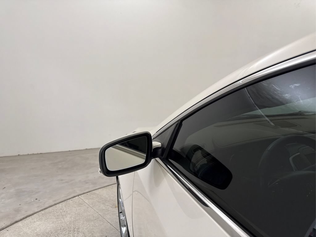 Used 2014 Buick LaCrosse Premium FWD image 19