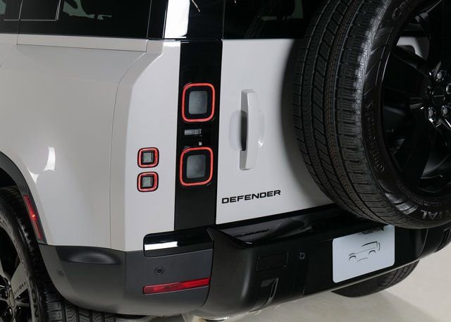 New 2026 Land Rover Defender 110 S image 36