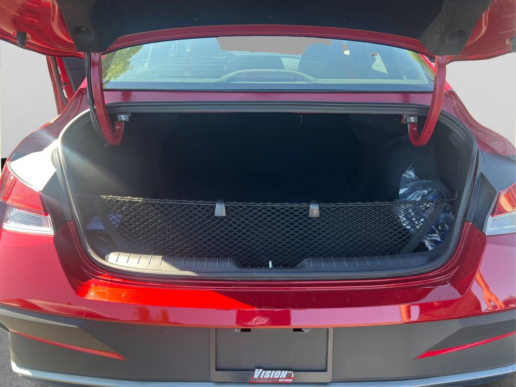 Certified 2025 Hyundai Elantra Sport w/ Cargo Package FWD image 11