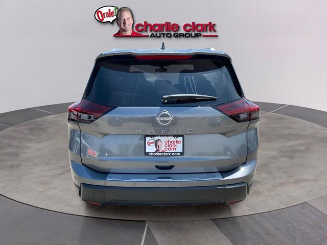 Certified 2025 Nissan Rogue SV w/ SV Premium Package image 4