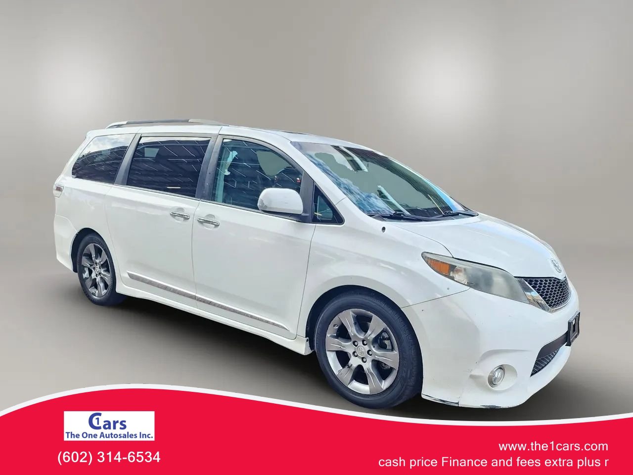 Used 2014 Toyota Sienna SE