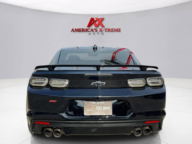 Used 2022 Chevrolet Camaro SS RWD image 4