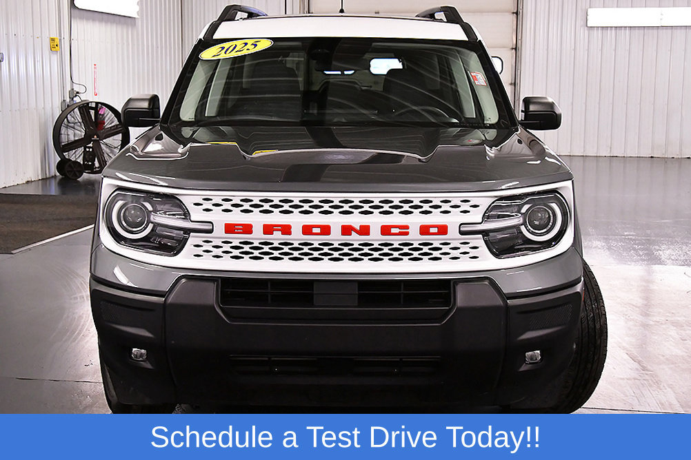 Used 2025 Ford Bronco Sport Heritage w/ Convenience Package AWD/4WD image 2