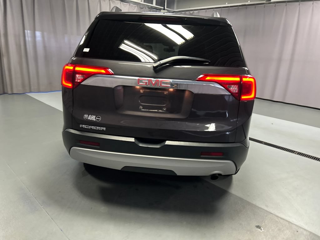 Used 2017 GMC Acadia SLE FWD image 6