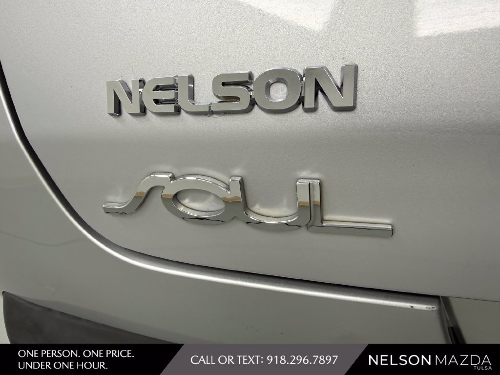 Used 2020 Kia Soul LX FWD image 16
