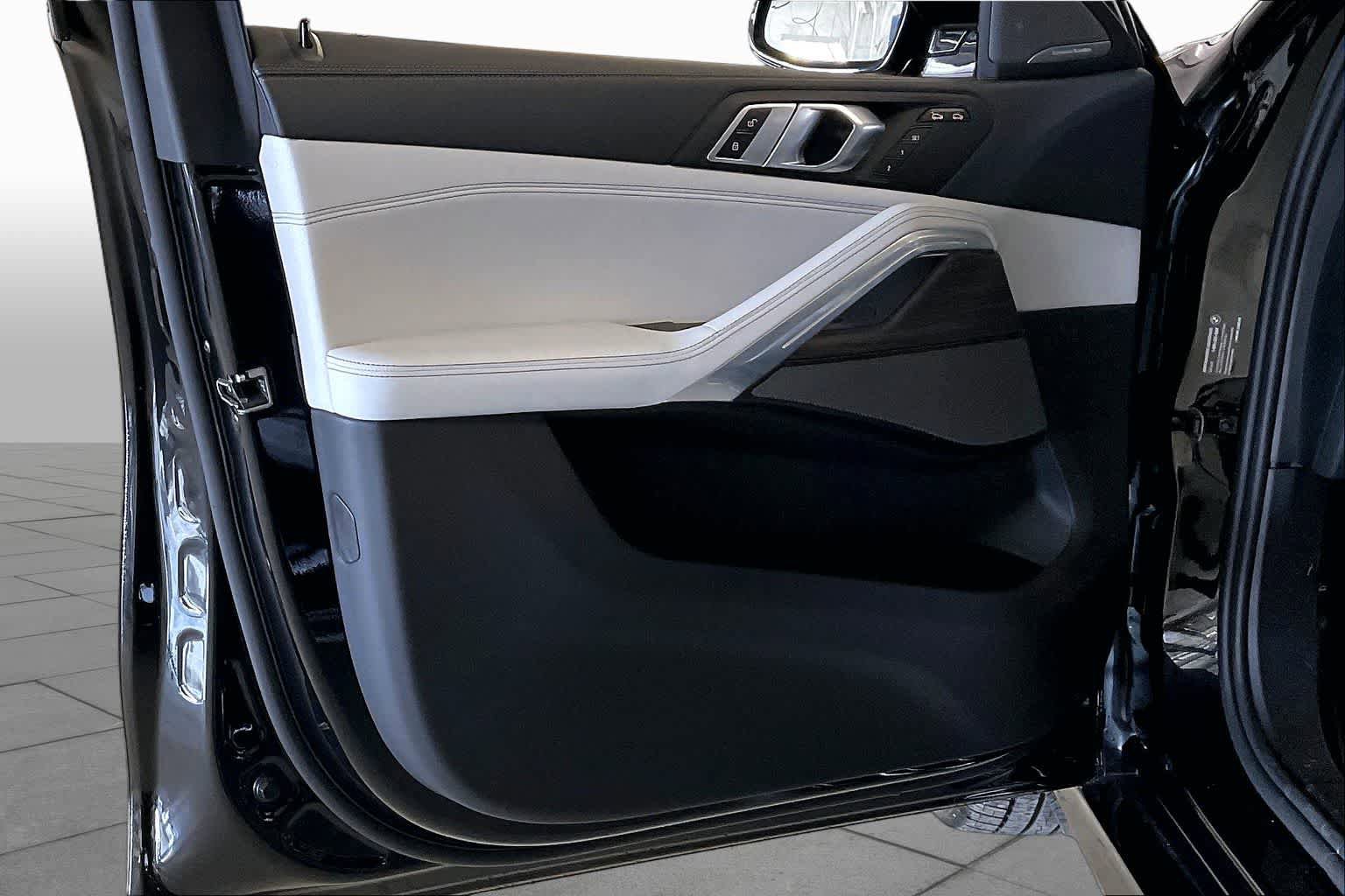 New 2026 BMW X6 xDrive40i AWD/4WD image 10