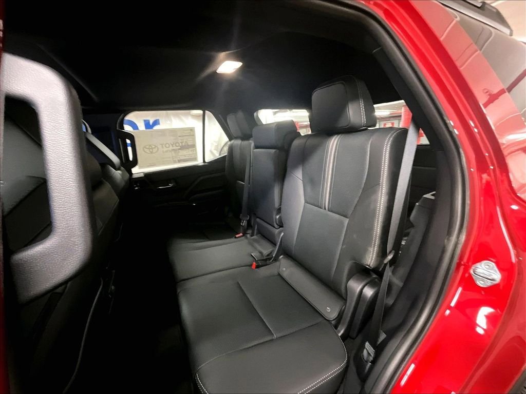 New 2026 Toyota 4Runner Limited AWD/4WD image 15