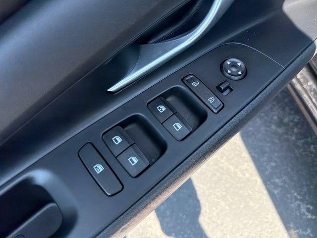 Used 2023 Hyundai Elantra SEL FWD image 13