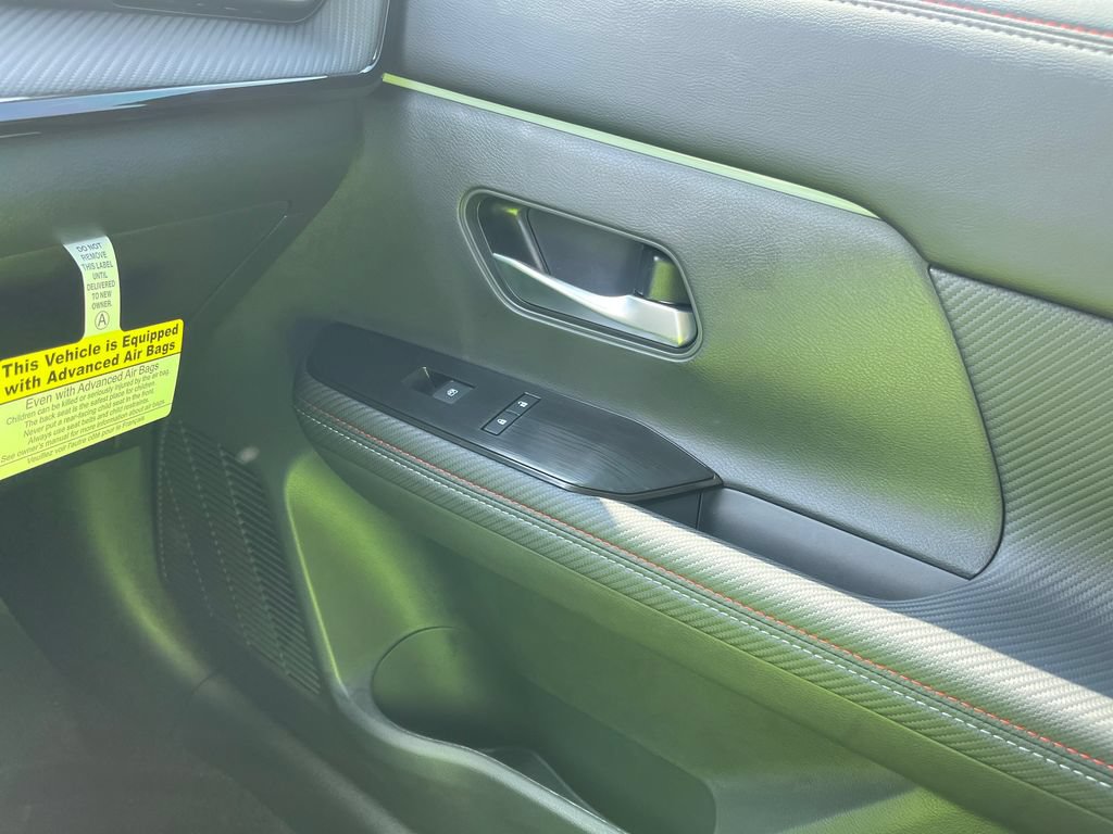 New 2027 Nissan Kicks SR w/ SR Premium Package FWD image 45