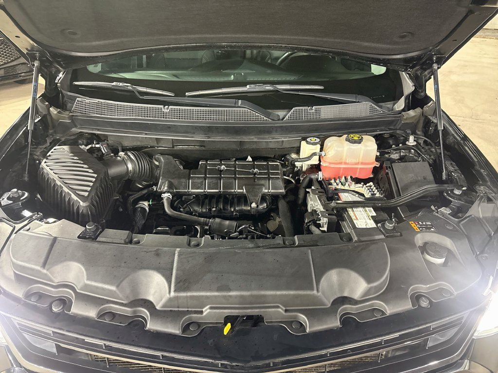 Used 2020 Chevrolet Traverse RS FWD image 40