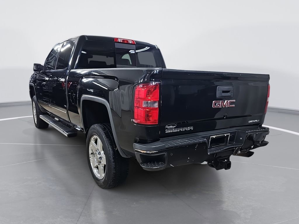Used 2015 GMC Sierra 2500 Denali image 6