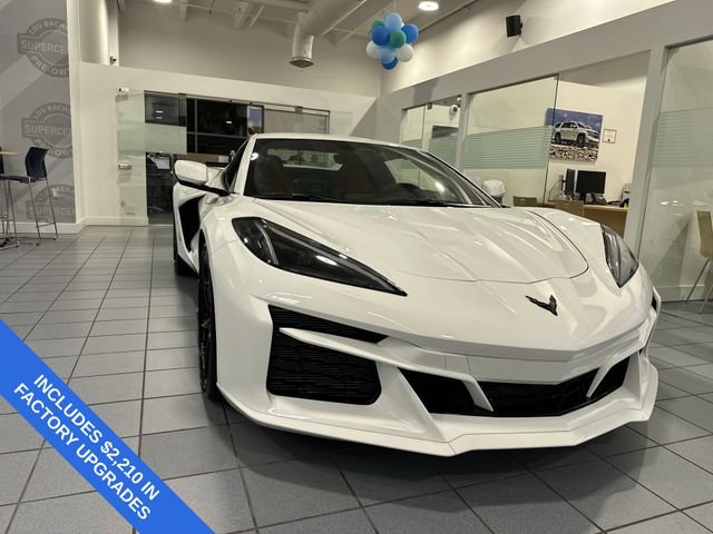 Used 2025 Chevrolet Corvette E-Ray AWD/4WD image 16