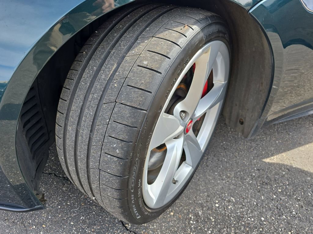 Used 2019 Jaguar F-TYPE R-Dynamic image 32