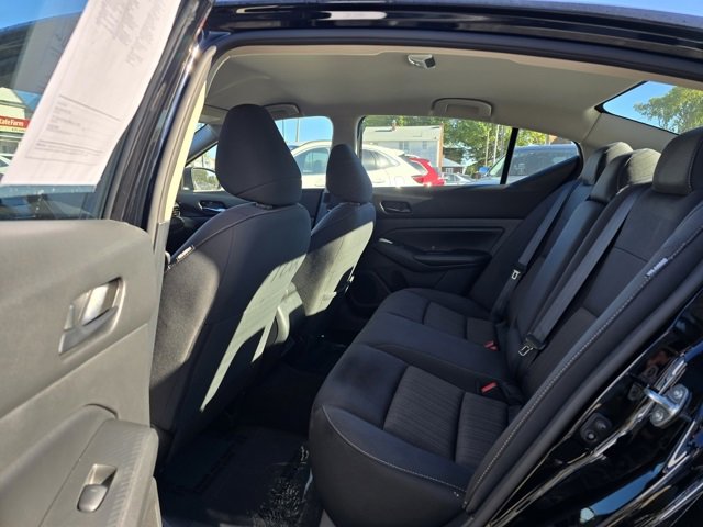 Used 2024 Nissan Altima 2.5 SV image 22