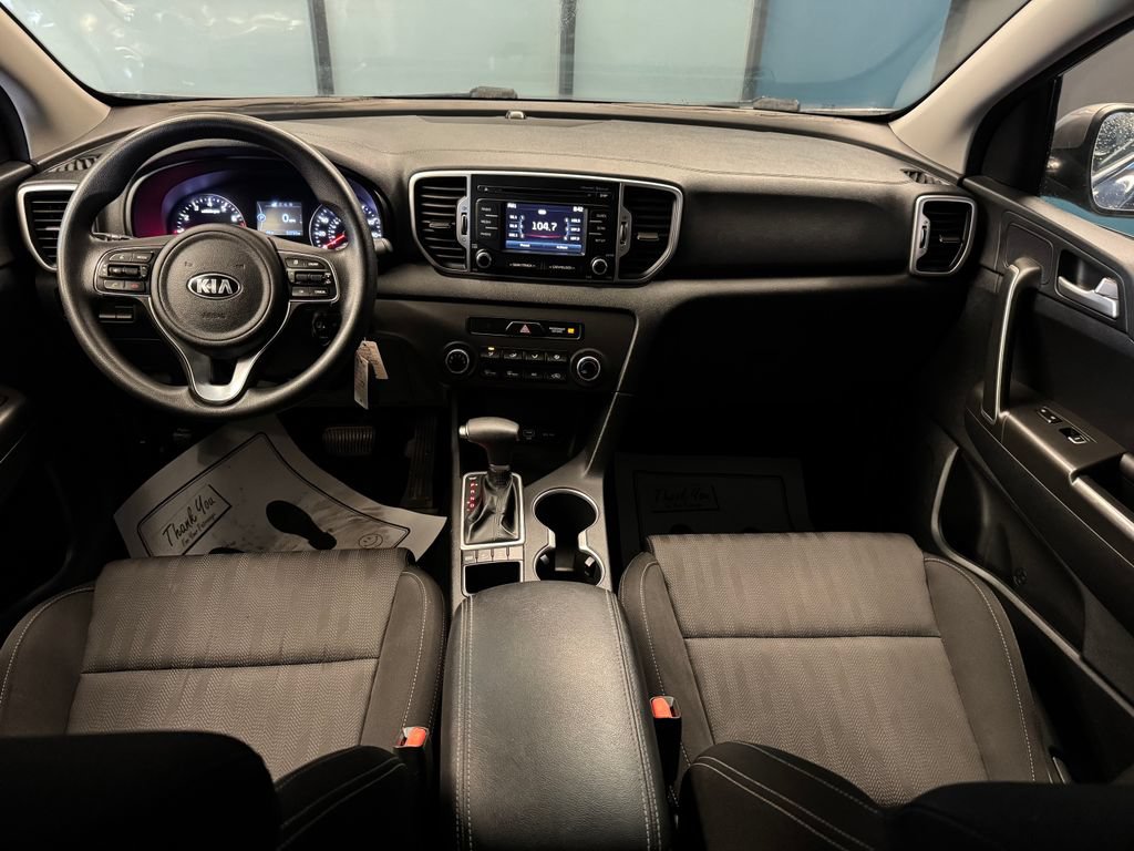 Used 2017 Kia Sportage LX AWD/4WD image 9