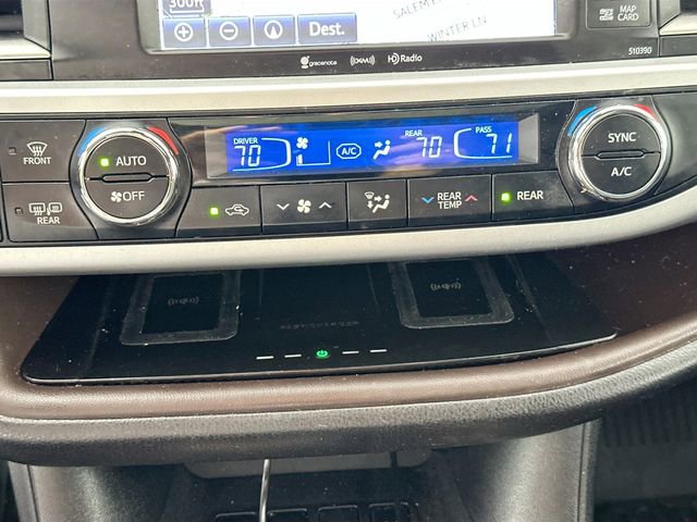 Used 2019 Toyota Highlander XLE AWD/4WD image 13