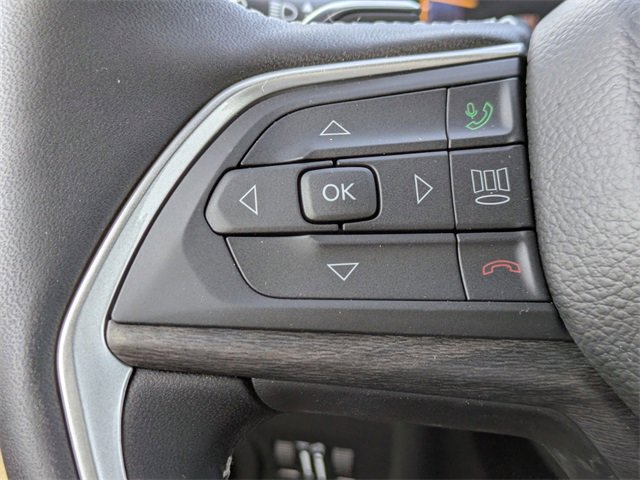 New 2025 Jeep Grand Cherokee Limited w/ Black Appearance Package image 24