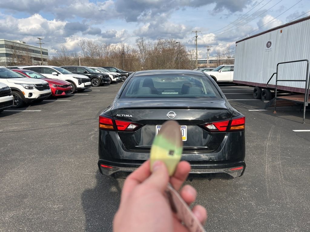 Used 2022 Nissan Altima 2.5 S image 6