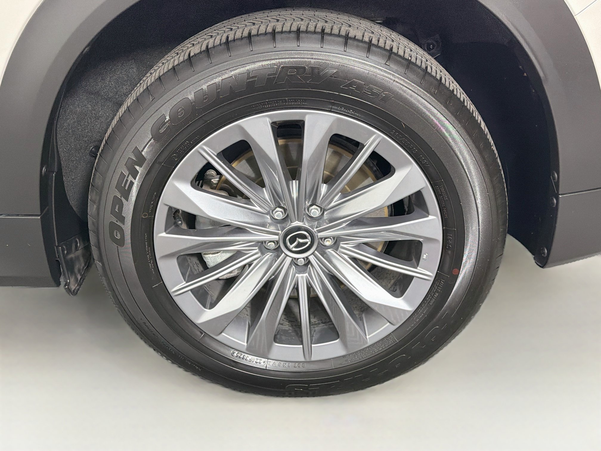 Used 2024 MAZDA CX-90 Plug-In Hybrid w/ Preferred AWD/4WD image 11