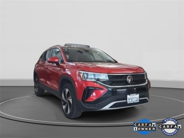 Certified 2024 Volkswagen Taos SE w/ Panoramic Sunroof Package