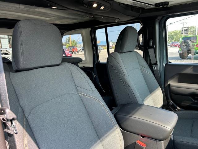 New 2025 Jeep Wrangler Willys image 32