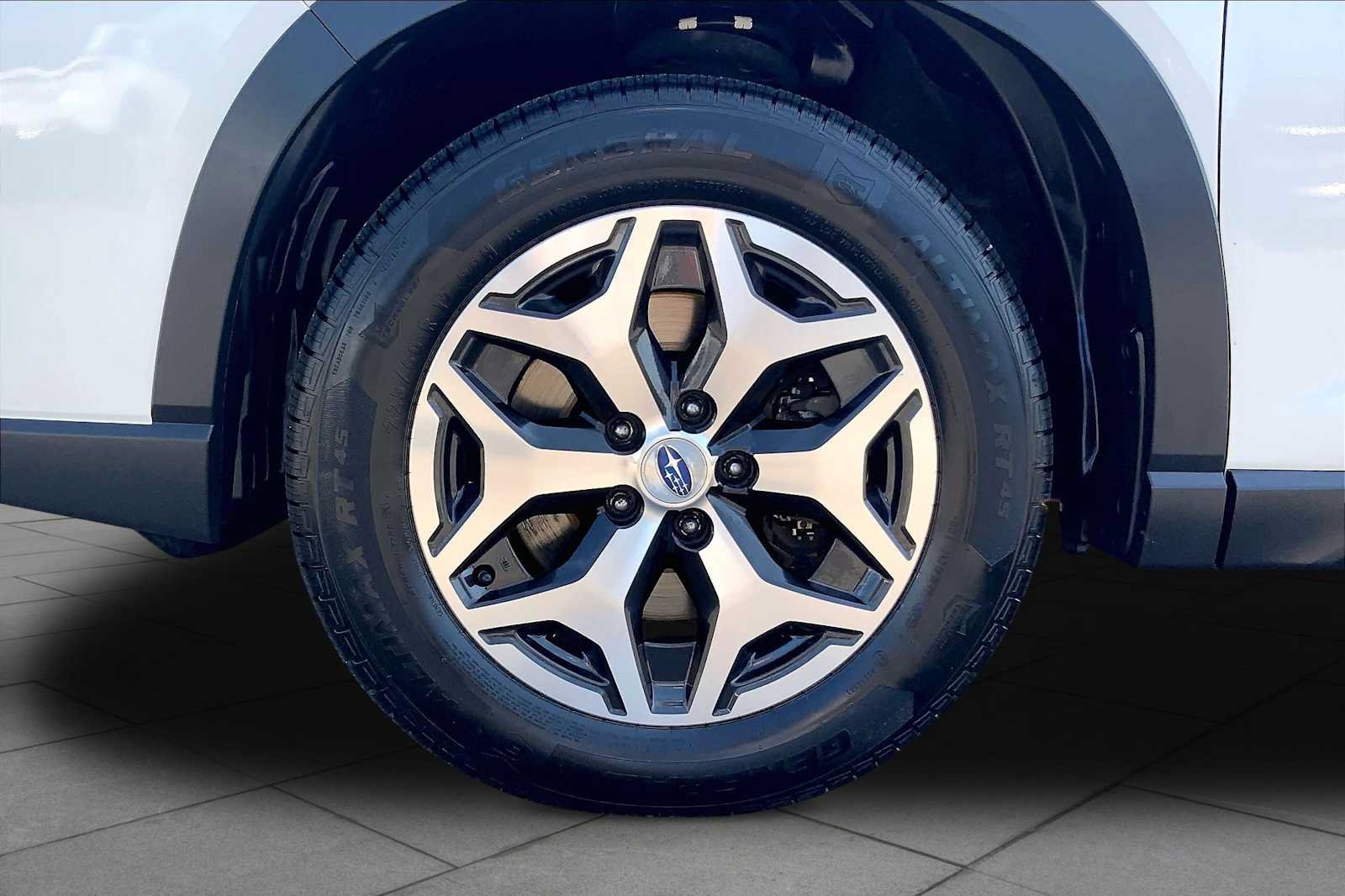 Used 2021 Subaru Forester Premium AWD/4WD image 10