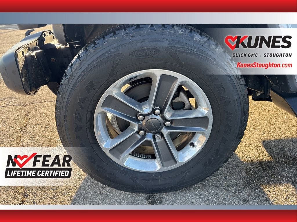 Used 2021 Jeep Wrangler Unlimited Sahara w/ Uconnect 4C Nav & Sound Group image 16