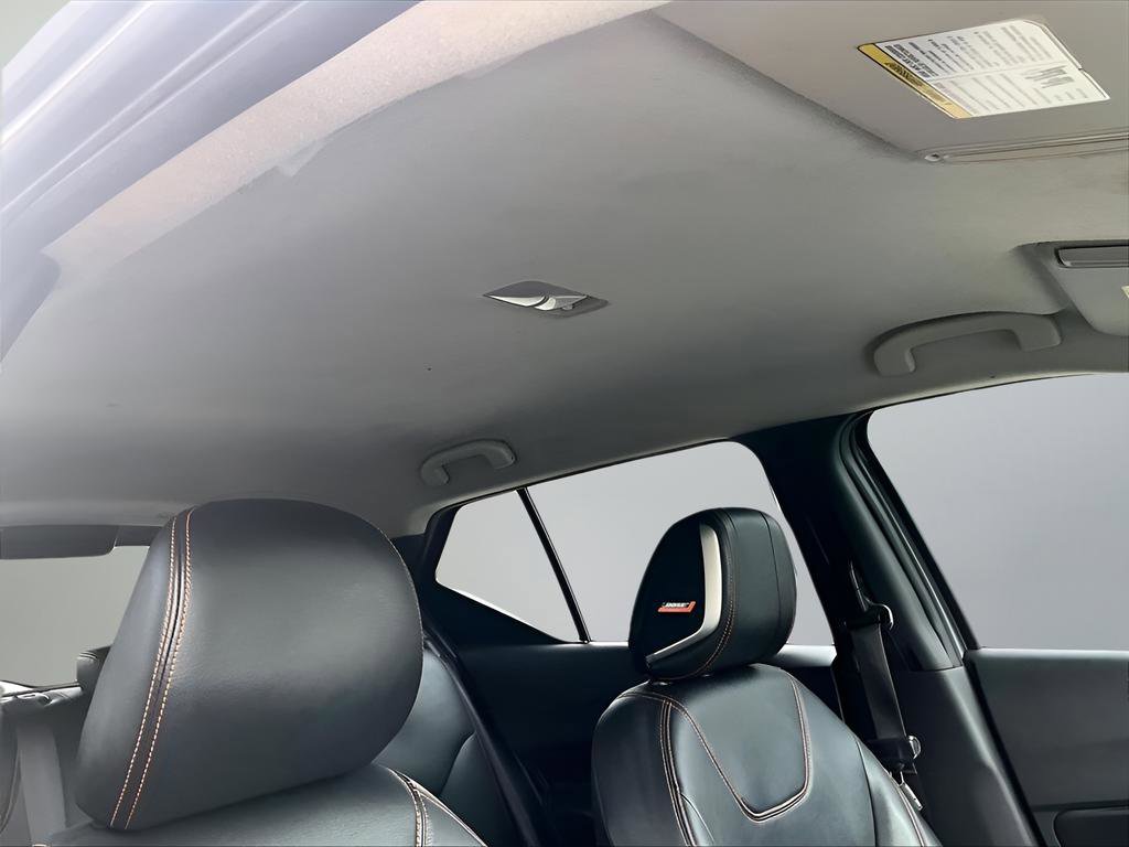 Used 2019 Nissan Kicks SR w/ SR Premium Package image 18