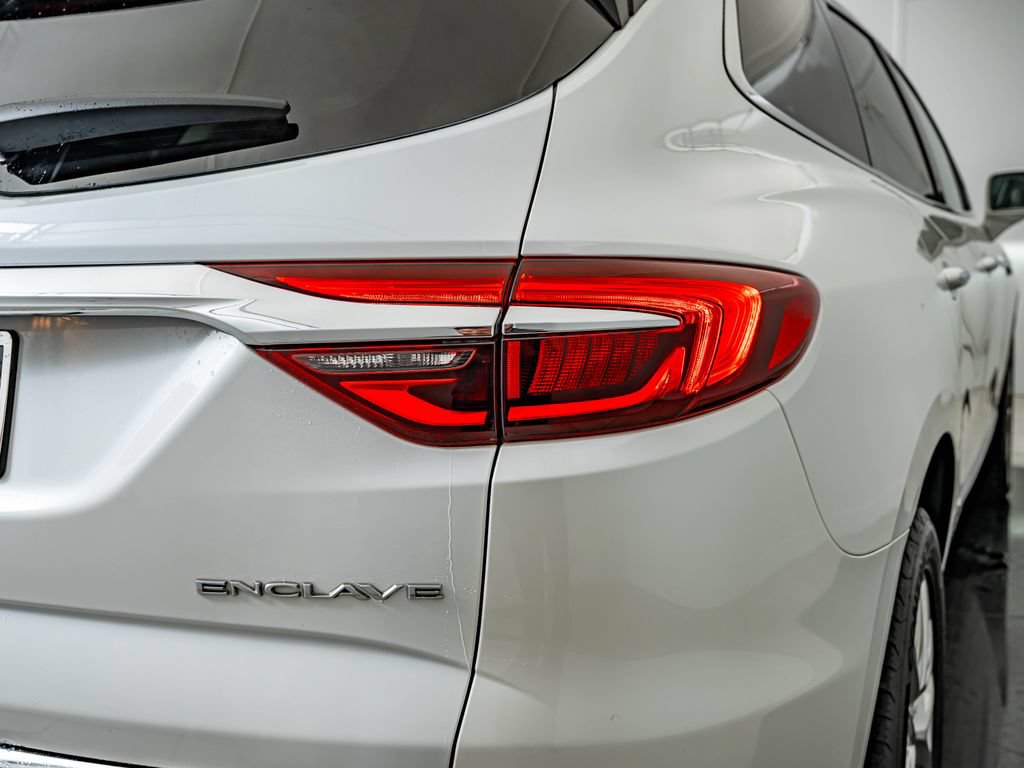 Used 2019 Buick Enclave Essence FWD image 15