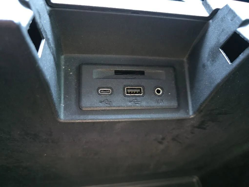 Used 2019 GMC Sierra 1500 SLT w/ SLT Premium Package image 39