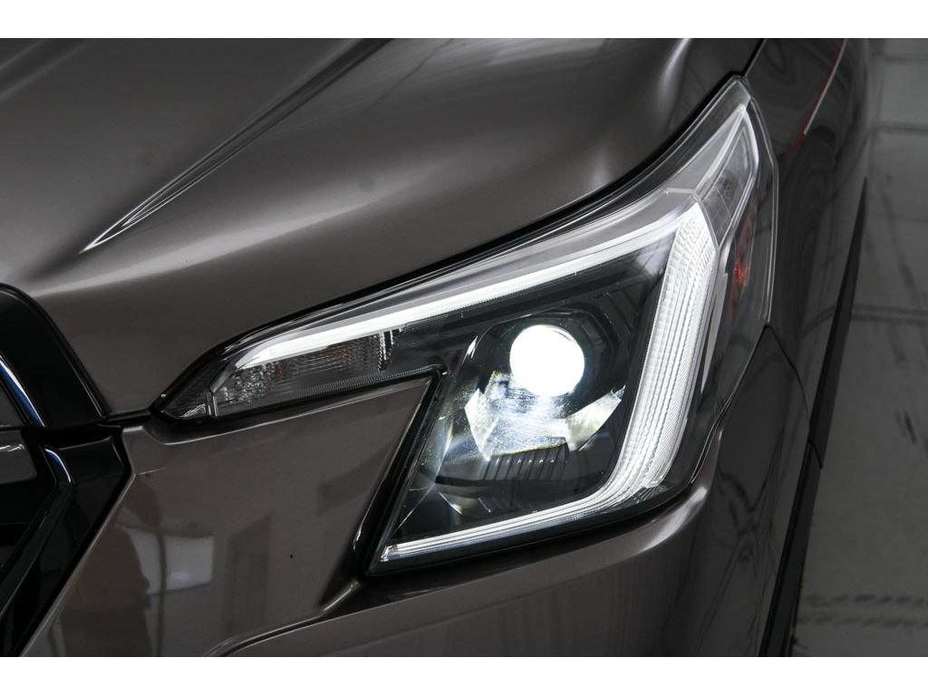 Used 2023 Subaru Forester Touring AWD/4WD image 24